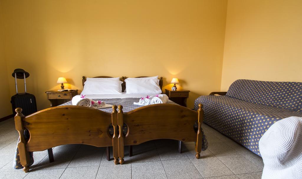 Hotel La Perla Тропея Экстерьер фото