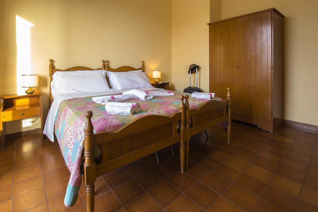 Hotel La Perla Тропея Экстерьер фото