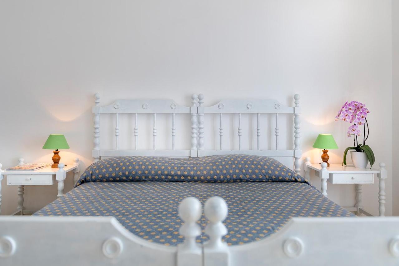 Hotel La Perla Тропея Экстерьер фото